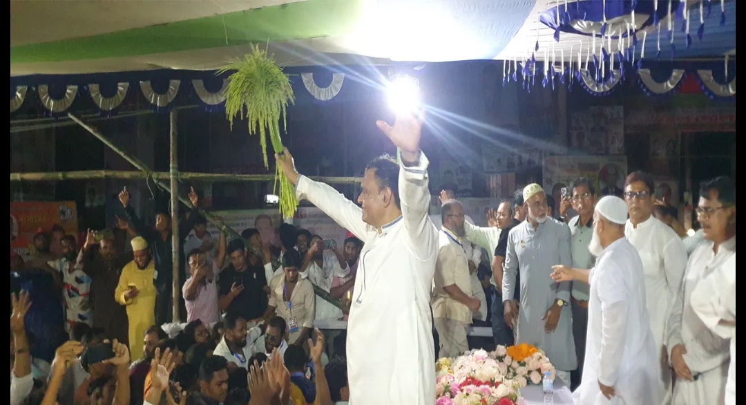 জন্মভূমিতে ফিরে আবেগাপ্লুত বিএনপি নেতা অপু