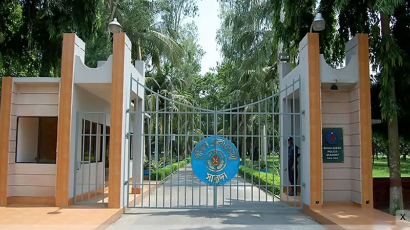 পুলিশ একাডেমি থেকে পালিয়েছেন ডিআইজি এহসানুল্লাহ